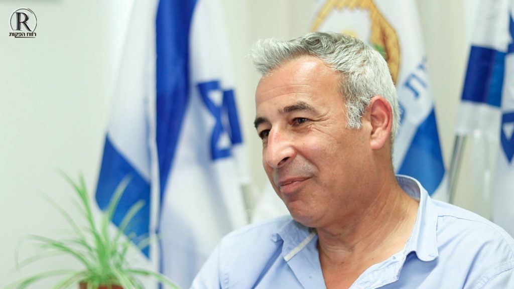 יו"ר מינהל תפעול היוצא מר יוסי נגולה