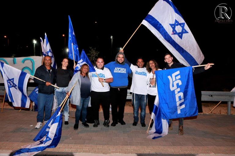 פעילי הליכוד. דצמבר 2019, במרכז ישראל אבוקסיס,