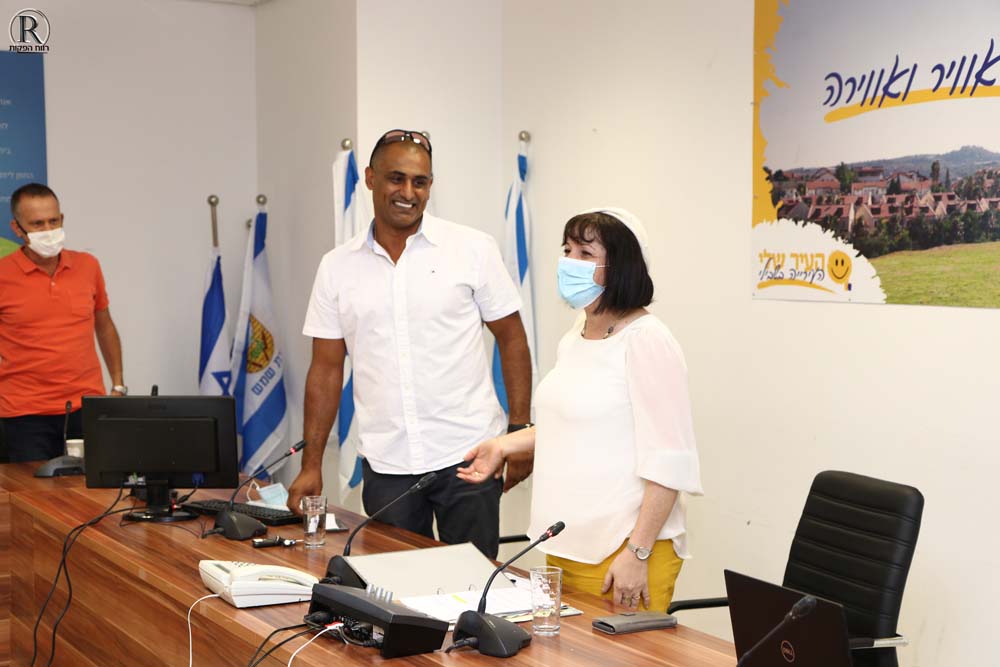 ראש העיר ד"ר עליזה בלוך מודה ומברכת את סנ"צ רנן גורש