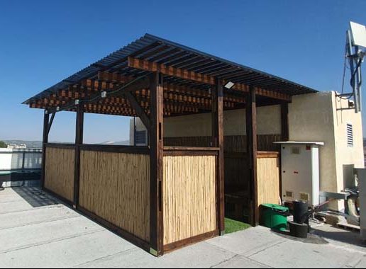 התצפית בגג העירייה, מבט מבחוץ. צילום אסף מטרי