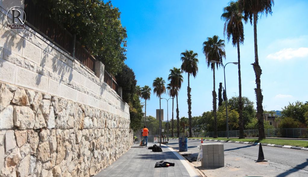 מדרכה חדשה רחוב הדקל בית שמש
