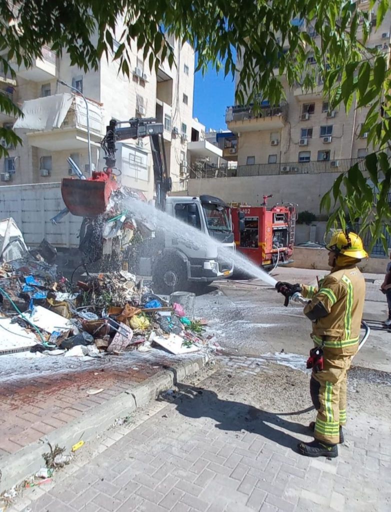 שריפת תכולת נשאית בית שמש